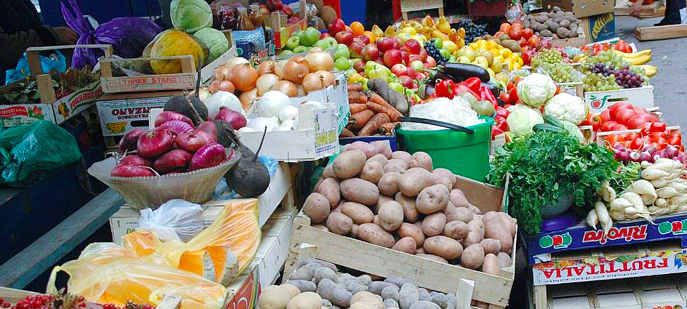 Килограмм овощей в день. Стихийной торговли овощами и фруктами.. Поставка овощей Карелия. Овощи Карелии. Нарушитель овощей.