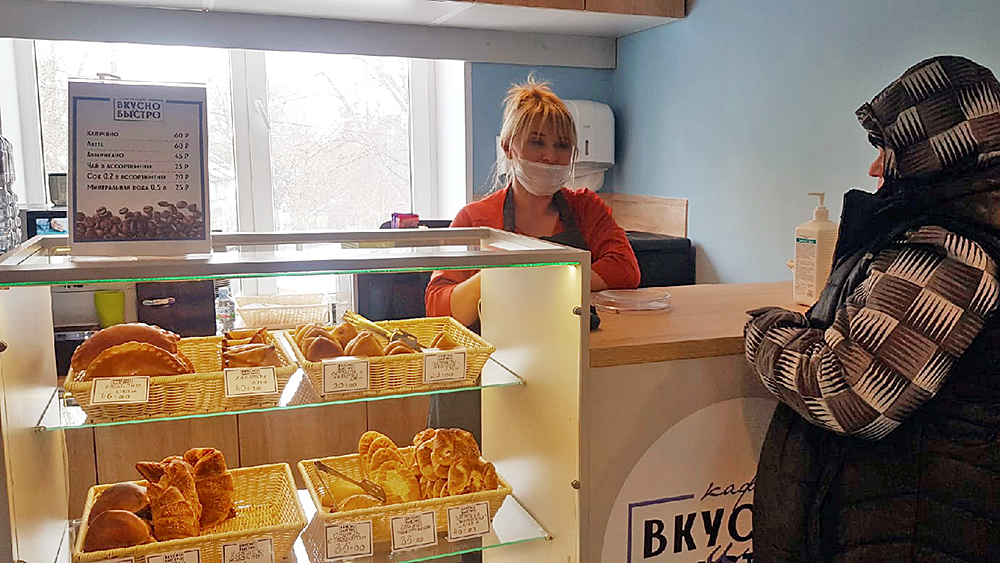 Буфет в поликлинике Петрозаводска пользуется популярностью у всего микрорайона (ФОТО)