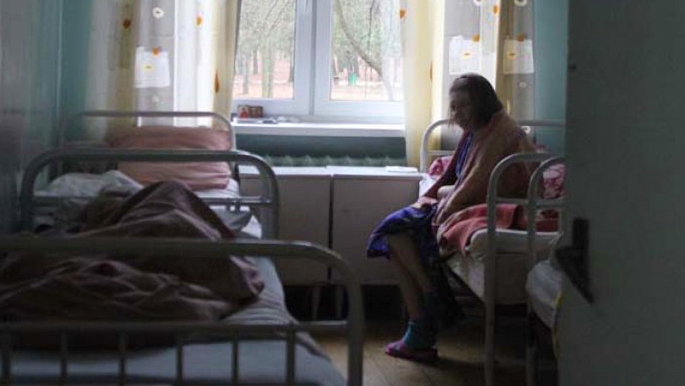 Медицинский работник в Карелии обворовала 81-летнюю пациентку