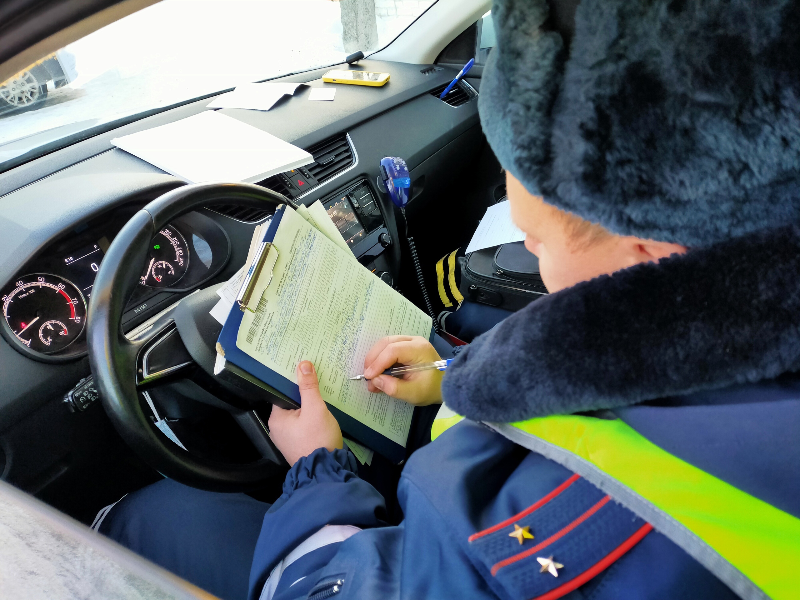 В Петрозаводске оштрафовали 9 водителей, рискнувших жизнями детей