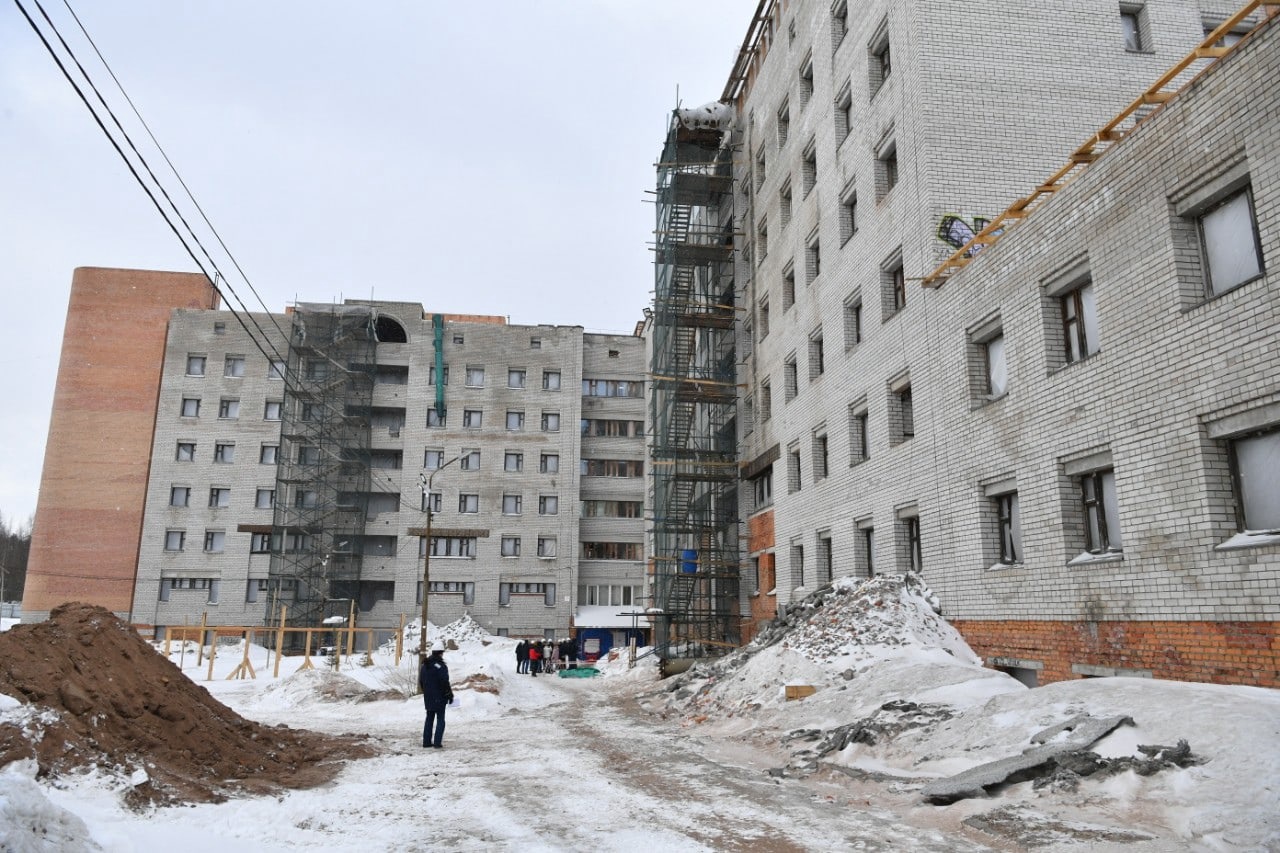 Реконструкция заброшенного здания больницы на Древлянке началась в  Петрозаводске | СТОЛИЦА на Онего