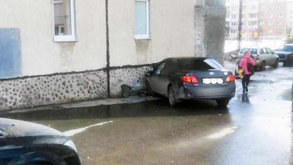 Пьяный водитель за полчаса устроил 3 аварии в Петрозаводске