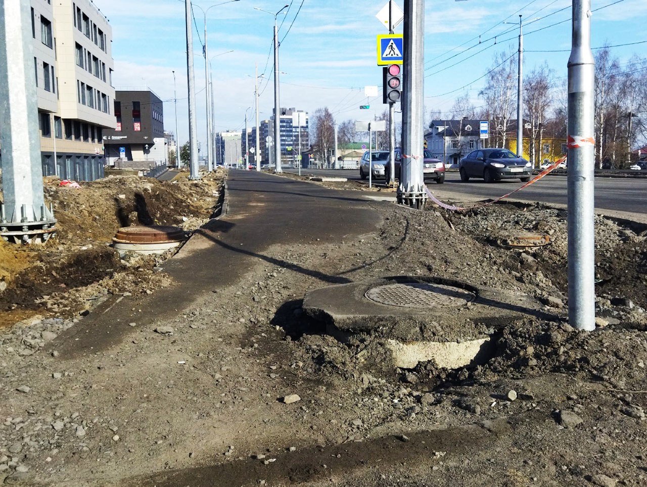 В Петрозаводске начал разваливаться новый тротуар (ФОТО)