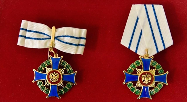 Президент России наградил многодетную семью из Карелии медалью 