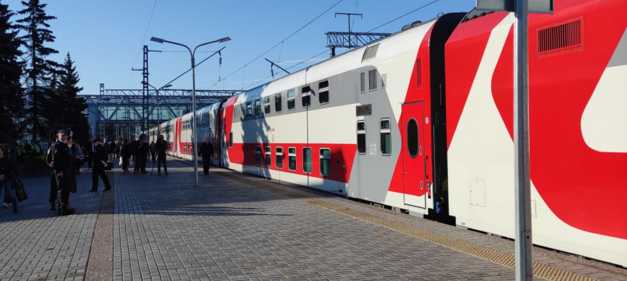 Туристический поезд «В Карелию» будет курсировать до конца мая