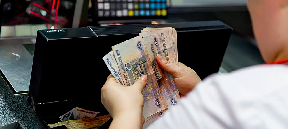 Продавец магазина в Петрозаводске отдала мошенникам на установку пожарной сигнализации 53 тысячи рублей