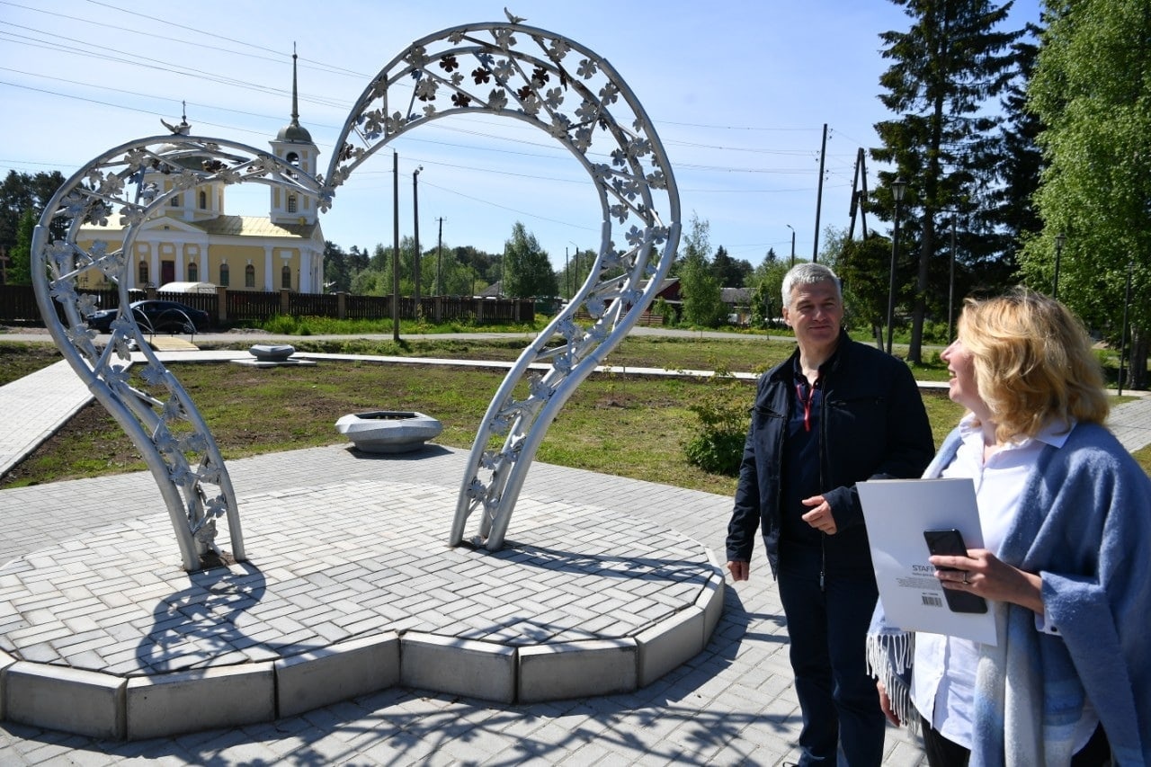 Новости карелии и петрозаводска сегодня онего. Арт объект. Парк. Новый парк. Арт объекты для парка.