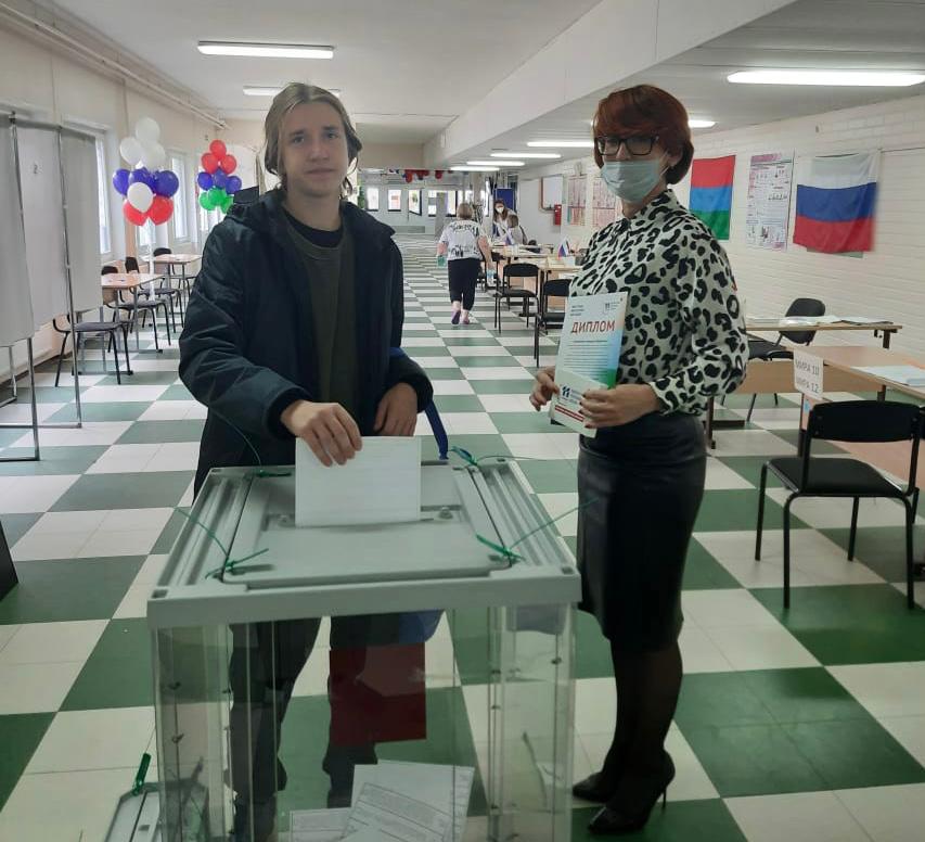 Новости с выборов сегодня. Выборы фото. Голосование 2022 Карелия. Люди на выборах. Выборы Карелия.