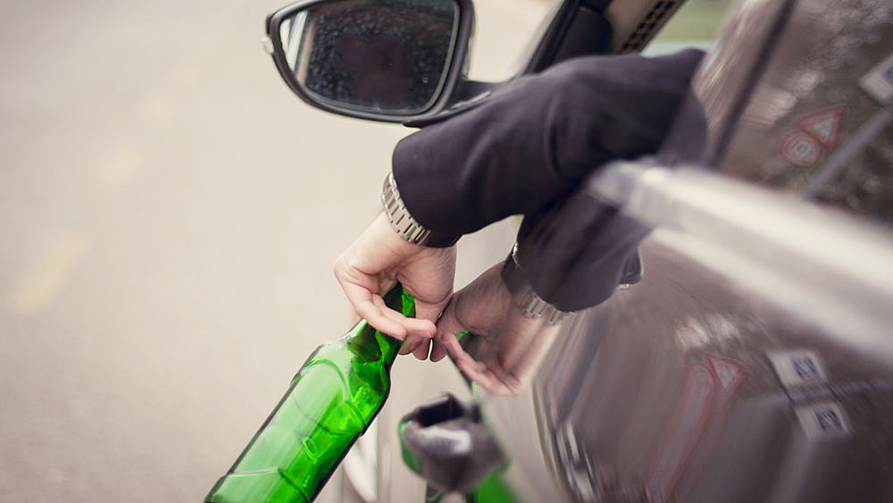 Двое жителей Карелии сели пьяными за руль и попали под уголовную статью