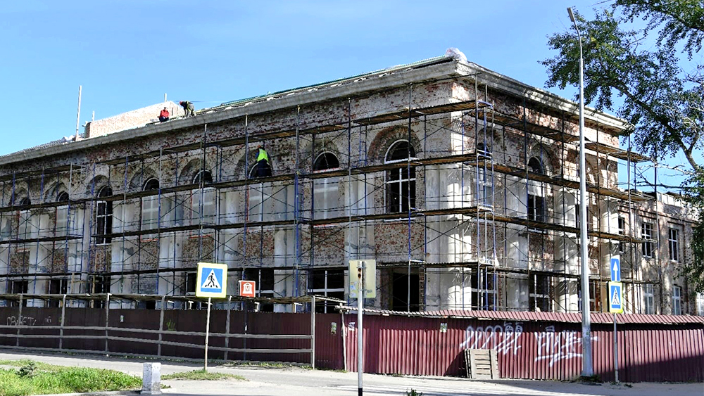 Около 90 млн рублей выделено на завершение реконструкции зданию библиотеки в райцентре Карелии