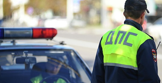 Попавшийся пьяным за рулем житель Вологды предложил 100 тысяч автоинспектору в Карелии