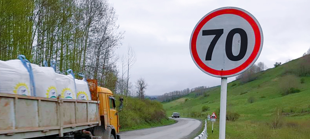 Водителям придется сбросить скорость на трассе «Кола» в двух районах Карелии