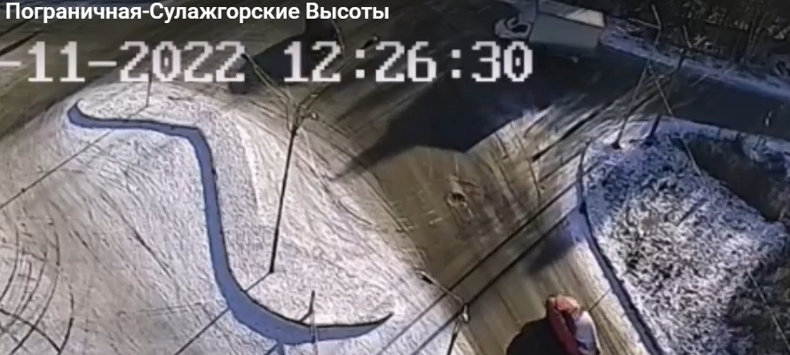 Водитель на кроссовере атаковал «Газель» на Сулажгорских Высотах в Петрозаводске (ВИДЕО)