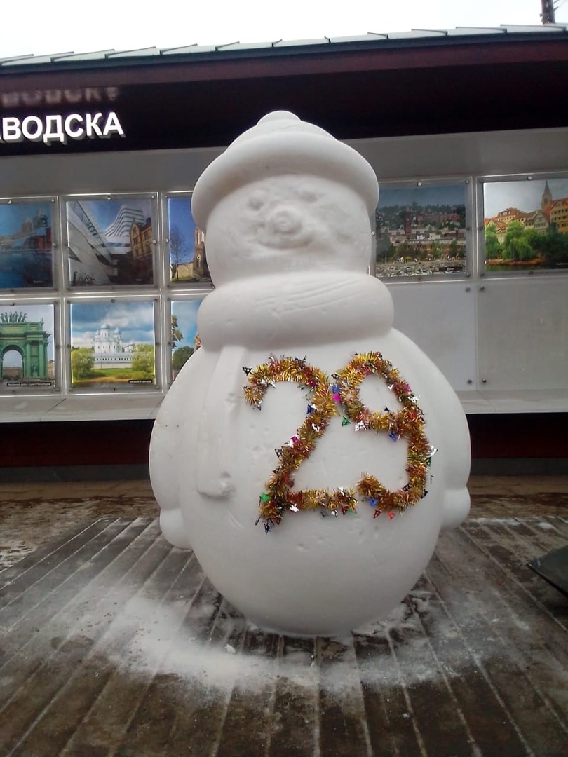 «Акт вандальный был замечен»: глава Петрозаводска подлечил снеговика