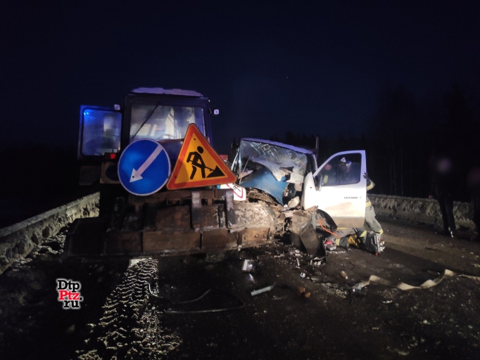 Массовая авария произошла на трассе в Карелии – пострадавших доставали спасатели 