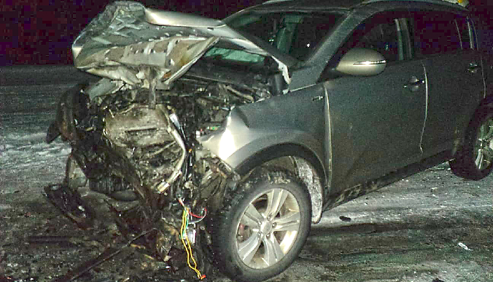 Три автомобиля столкнулись в больничном городке Карелии – есть пострадавшие