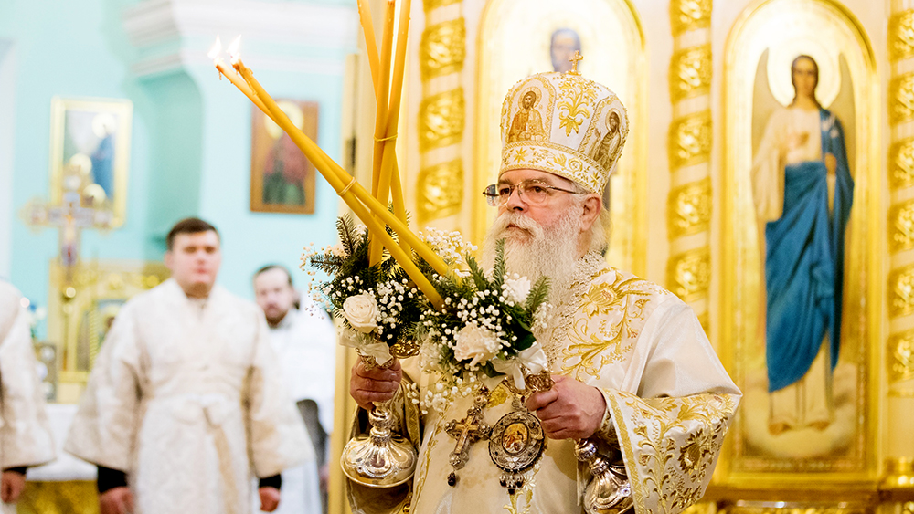 Митрополит Петрозаводский и Карельский Константин проведет богослужения в праздники