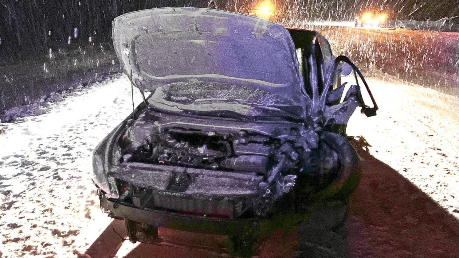 Два человека попали в больницу после аварии на трассе «Кола» в Карелии (ФОТО)