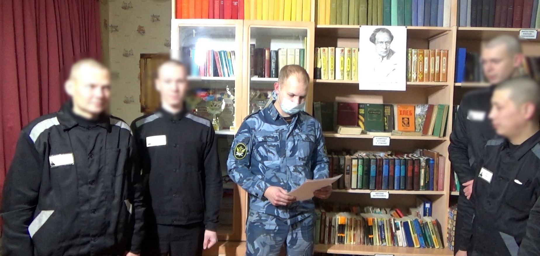 Осужденные колонии в Карелии отметили 140-летие Алексея Толстого