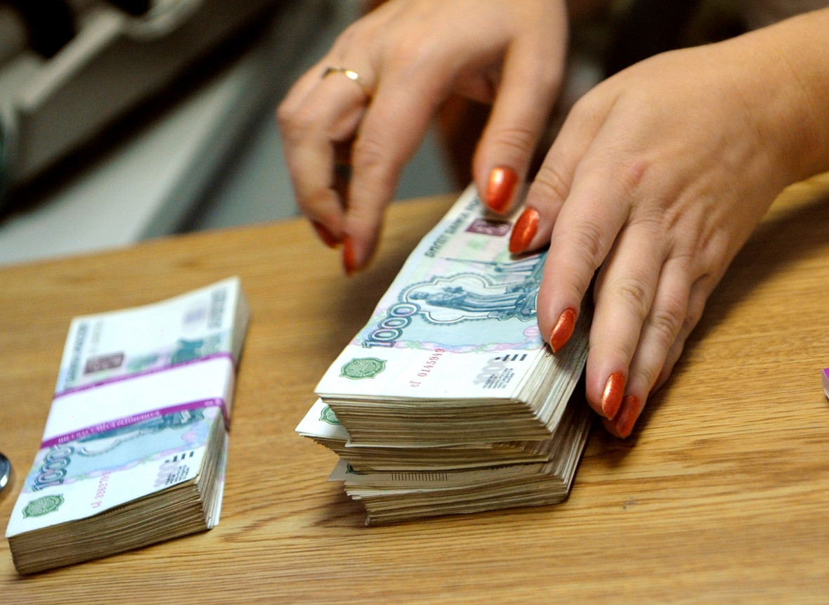 Банки могут обязать выплачивать компенсации россиянам, у которых мошенники похитили деньги