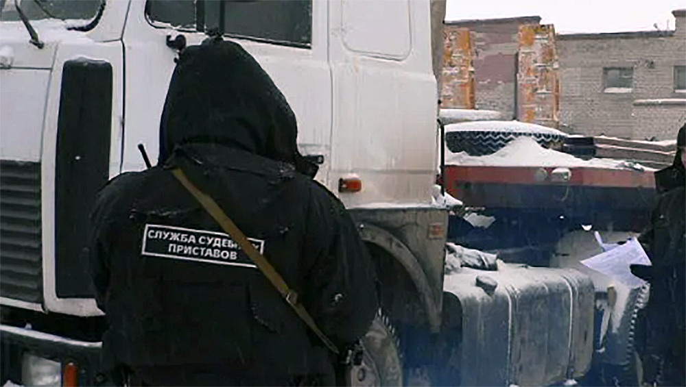 В Карелии с молотка продают арестованные легковые и грузовые автомобили