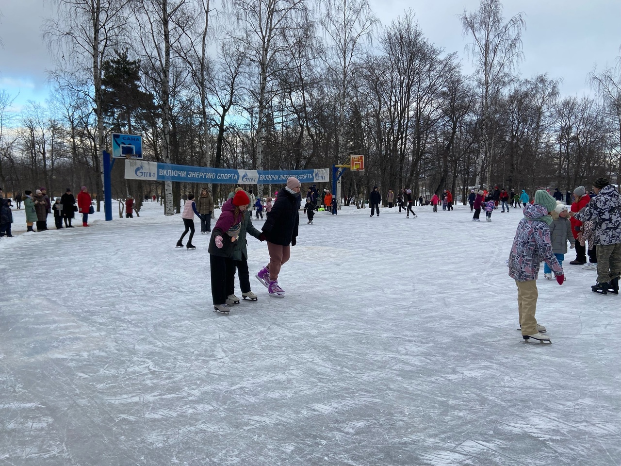 В центре Петрозаводска открылась ледовая арт-площадка (ФОТО)