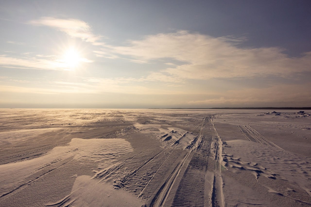 Власти Прионежья Карелии запретили выходить на лед водоемов
