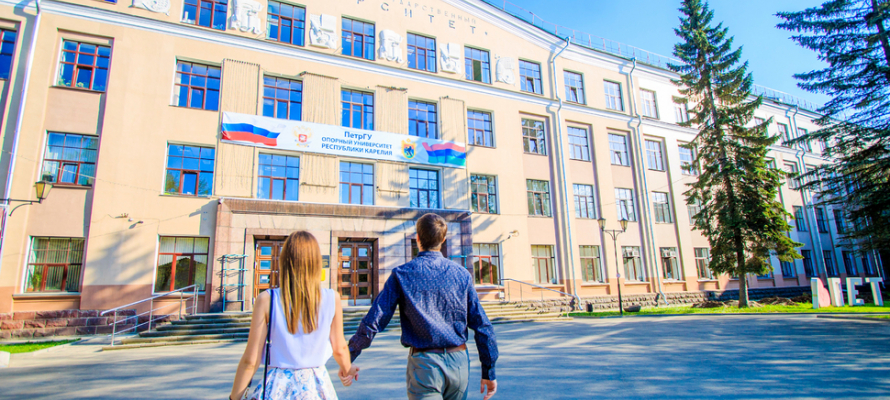 Выпускники вузов в Петрозаводске могут начать карьеру и работать удалённо в билайне