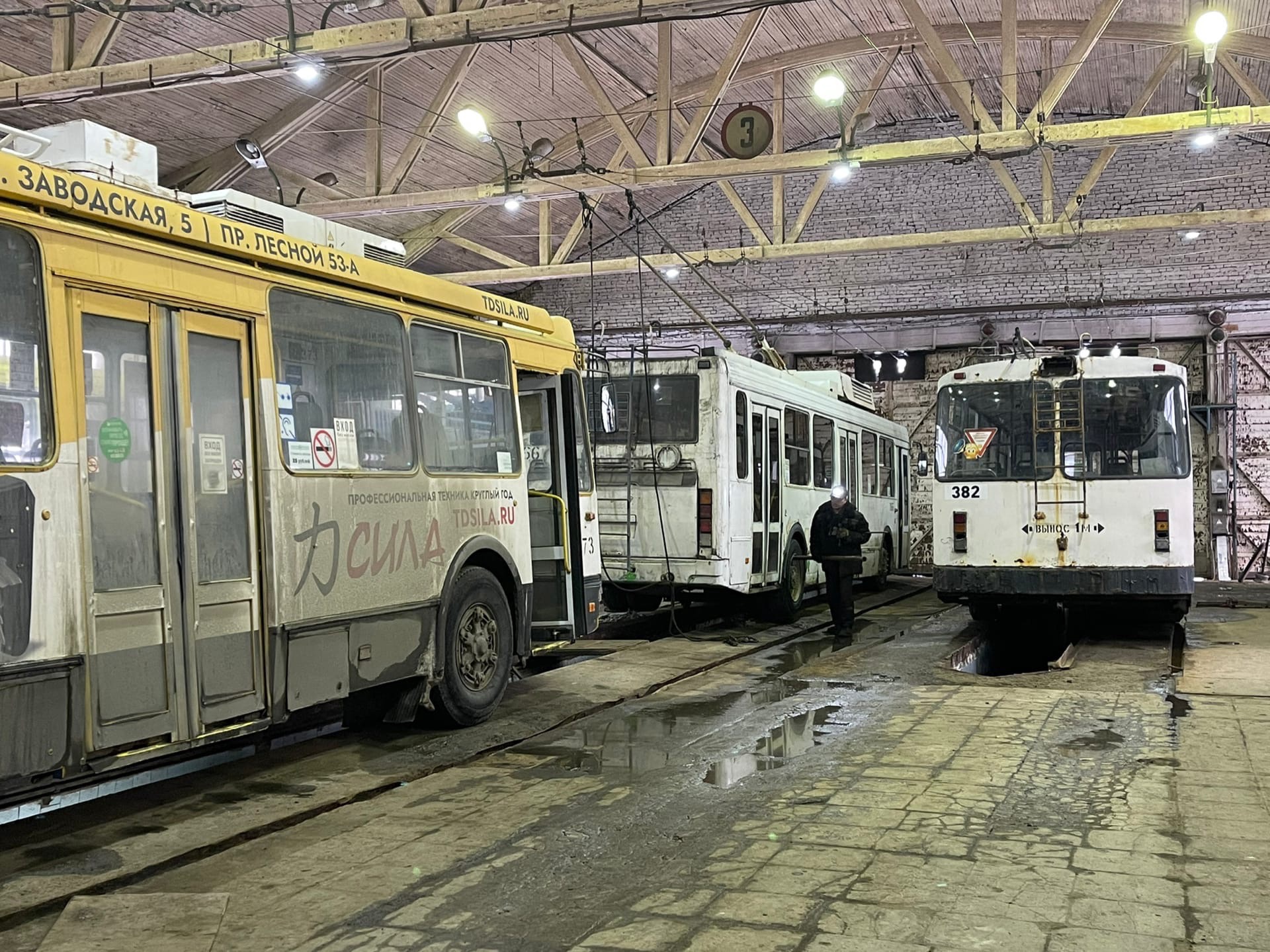 Троллейбусное предприятие Петрозаводска попало под суд из-за долгов за электричество