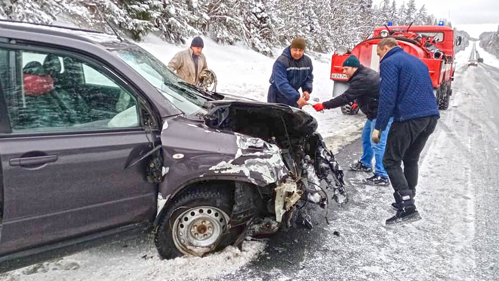 Два автомобиля превратились в автохлам после ДТП на трассе «Кола» в Карелии (ФОТО)