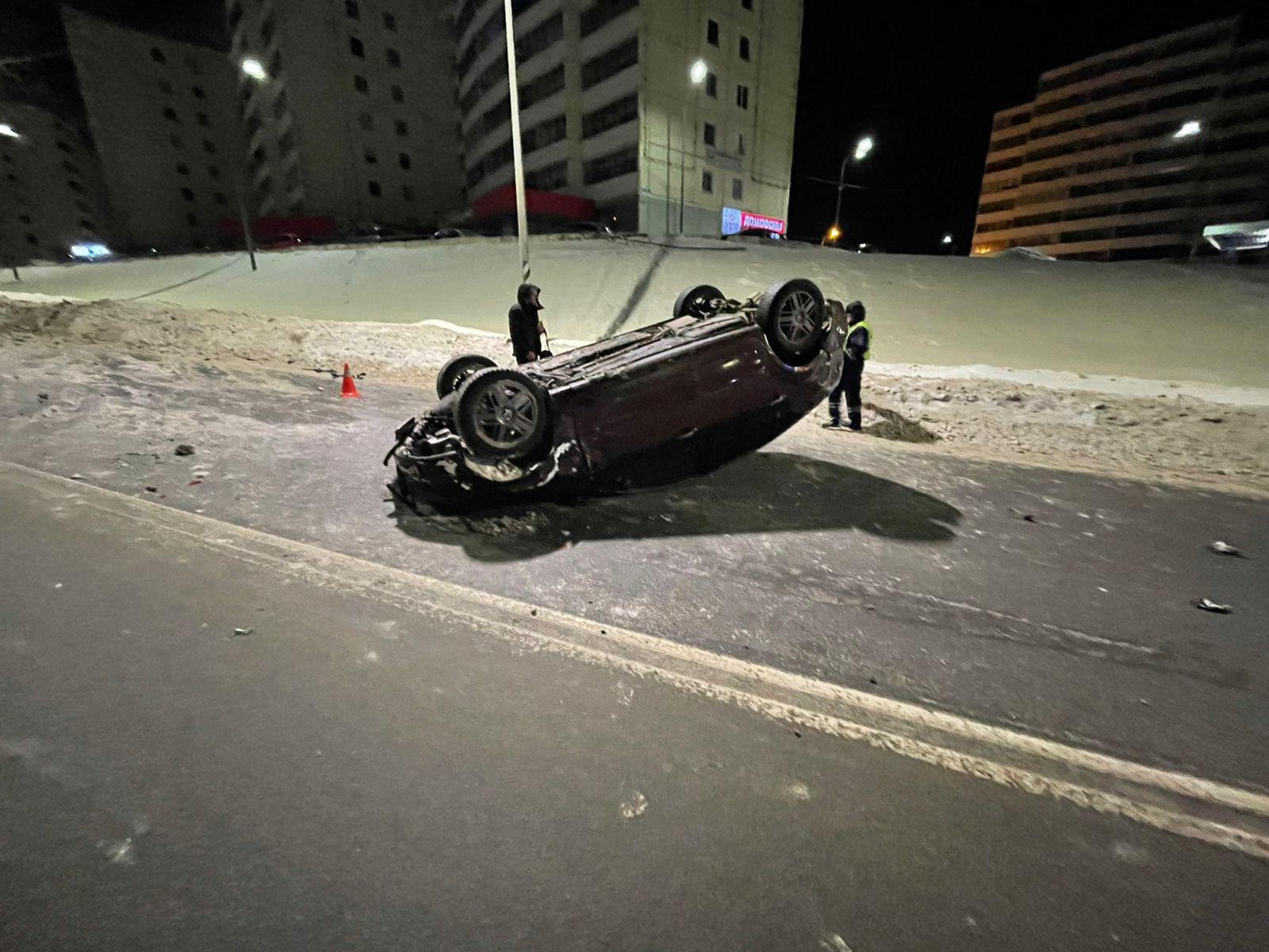 Появились подробности ДТП в Петрозаводске, где пьяный водитель опрокинул авто на крышу (ФОТО)