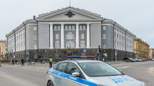 В МВД Карелии прокомментировали расследование смертельного ДТП в Олонце, где погибла 12-летняя девочка