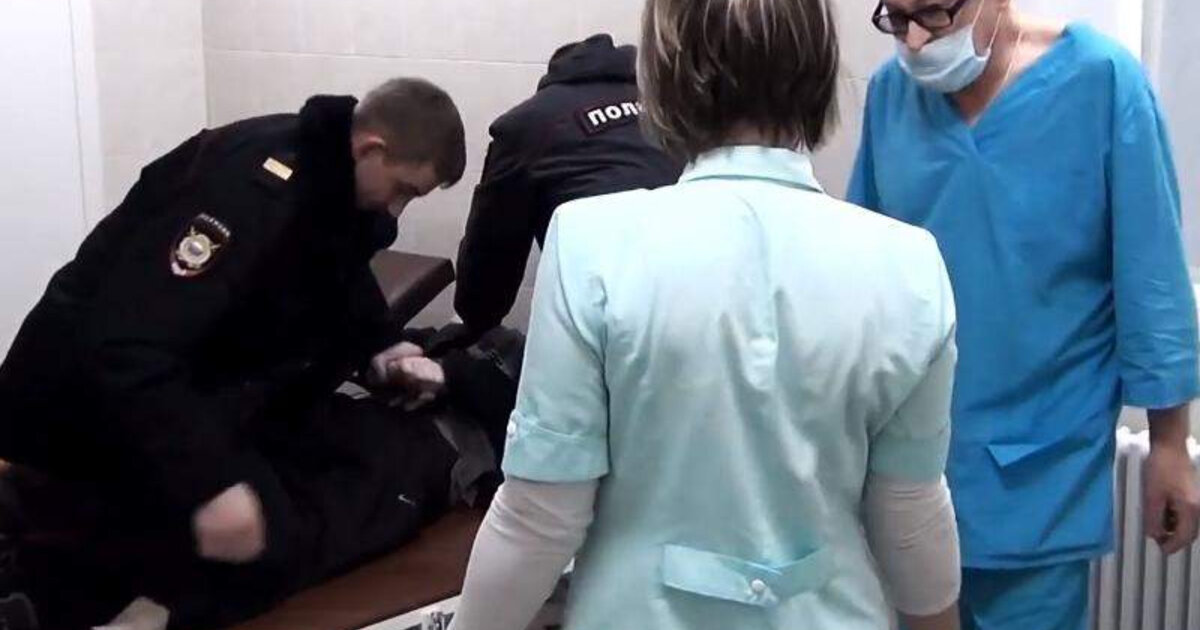Молодой житель Карелии разбушевался в петрозаводской больнице