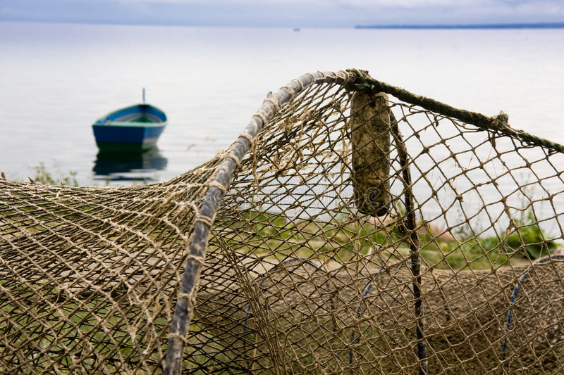 Правила любительского рыболовства на Ведлозере превратили традиционный рыбный промысел карелов в браконьерство