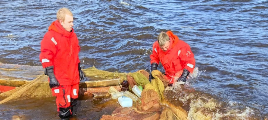 Спасатели Карелии нашли тело пропавшего в Соломенном рыбака