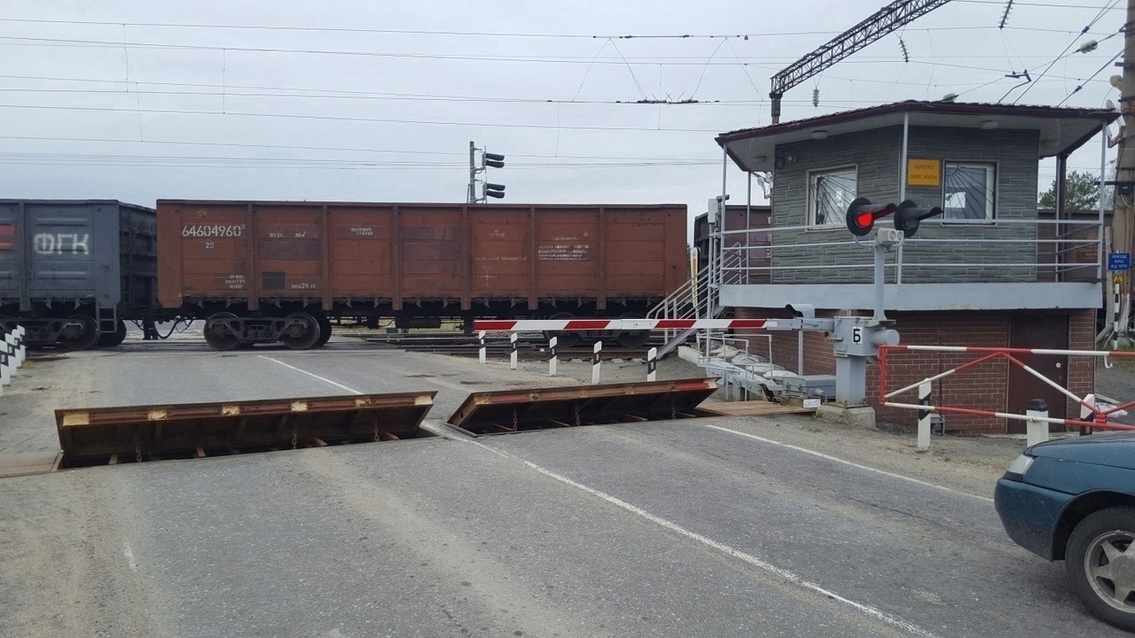 Железнодорожный переезд закроют на севере Карелии из-за ремонта