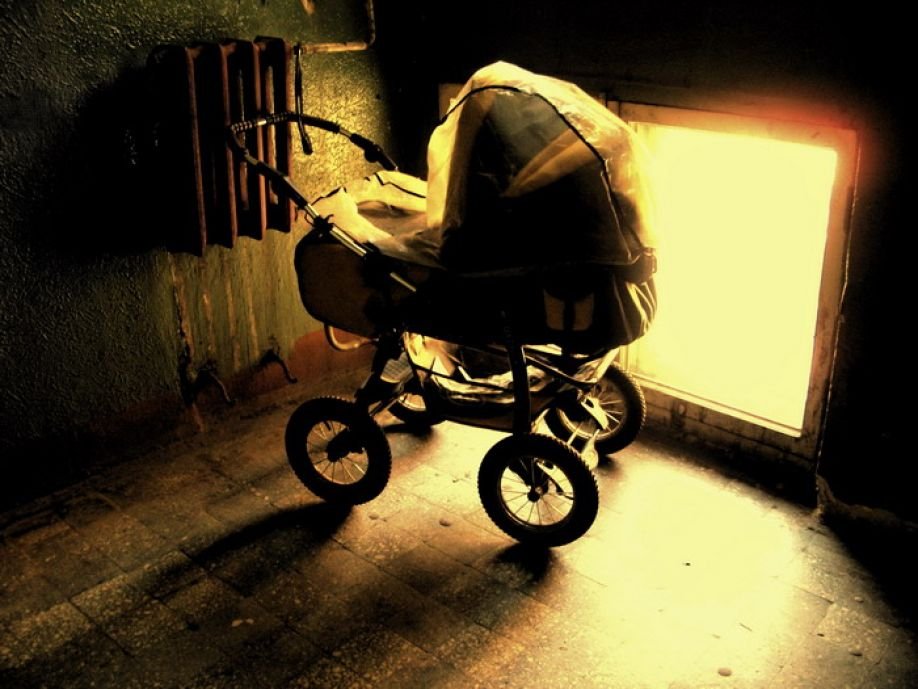 Житель Карелии ошибся подъездом и угнал детскую коляску