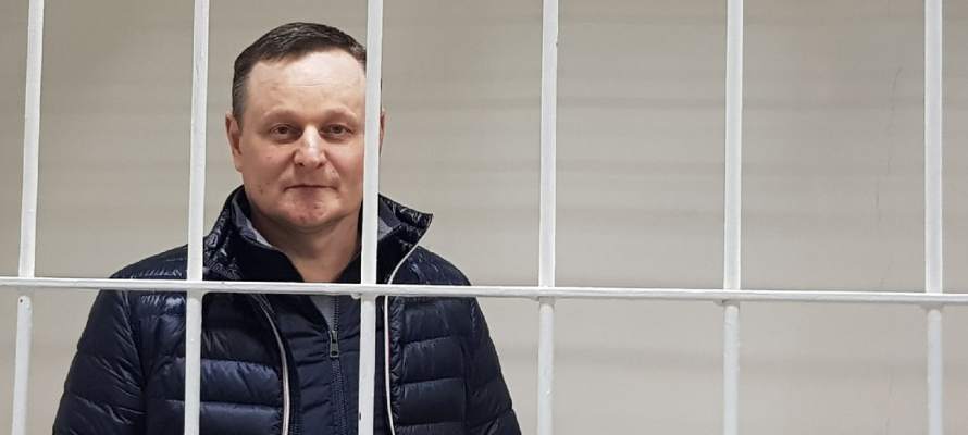 Суд Петрозаводска вновь попробует изъять иномарку, деньги и гараж у осужденного Боднарчука 