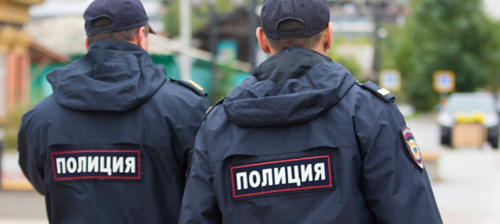 Соседские посиделки в Петрозаводске закончились походом в магазин, а затем в полицию