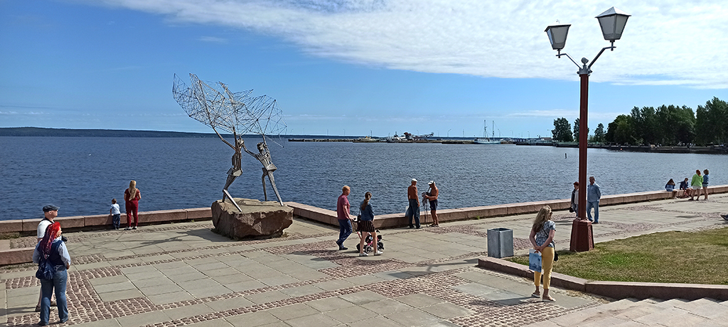 Петрозаводск погода летом. Жара Петрозаводск. Жара в Карелии. Петрозаводск пляж. Карелия лето жара.