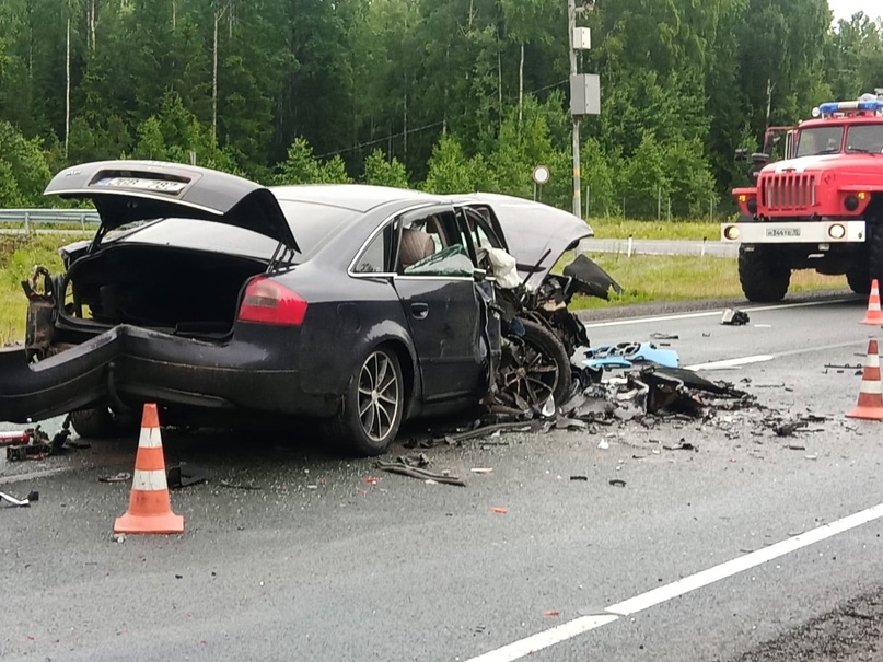 Один человек пострадал в столкновении четырех авто на трассе в Карелии (ФОТО)