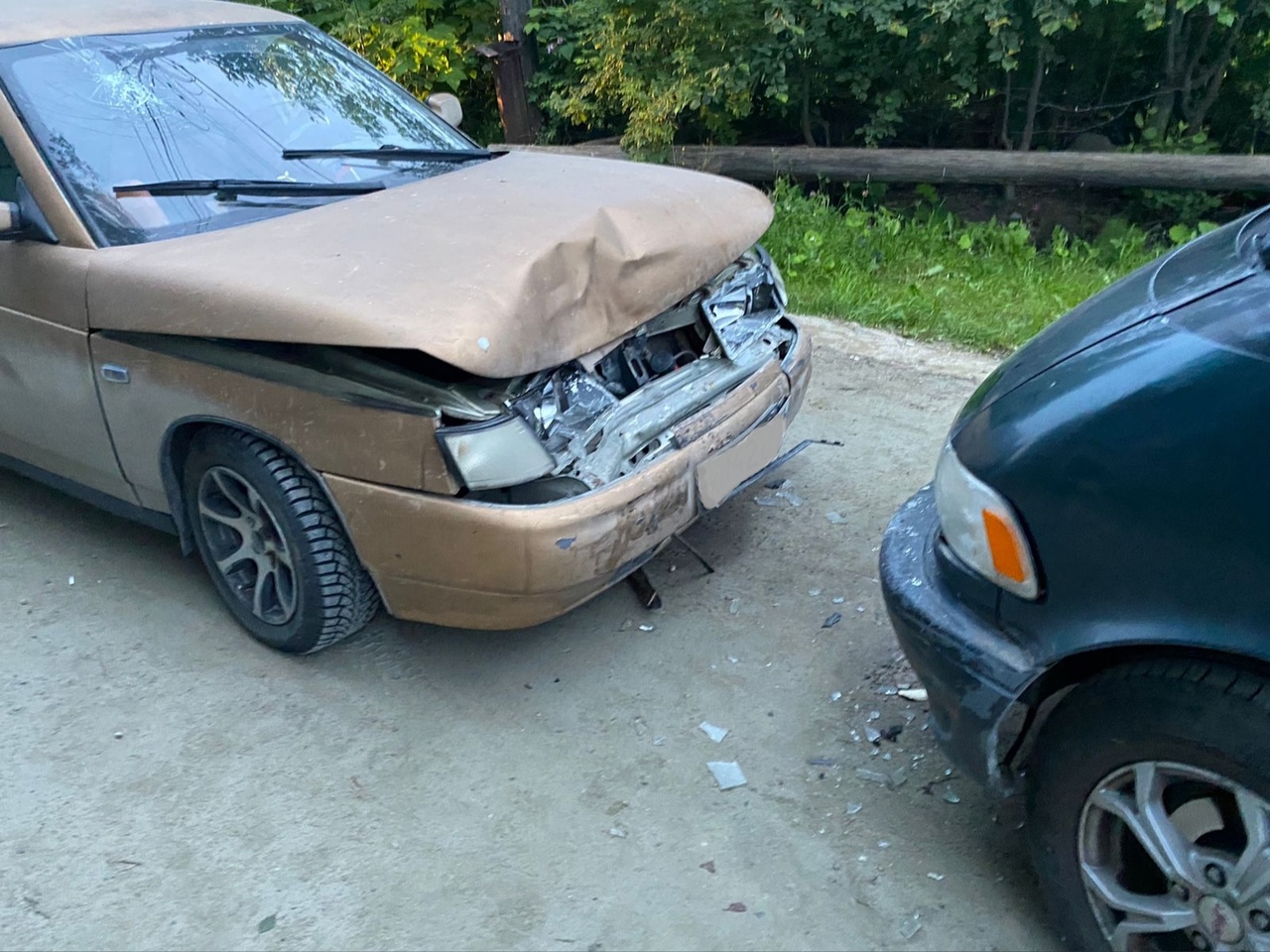 В полночной аварии на севере Карелии пострадала девушка в отечественном  авто (ФОТО) | СТОЛИЦА на Онего