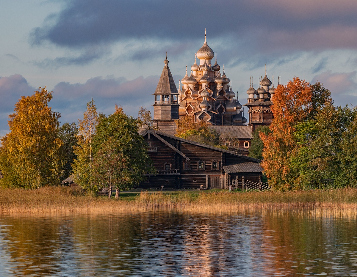 Музей заповедник Кижи Карелия. Музей-заповедник «Кижи» (о. Кижи). Природа Карелия Кижи. Остров Кижи осенняя Карелия.