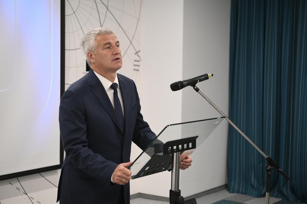 Глава Карелии открыл форум по госпабликам