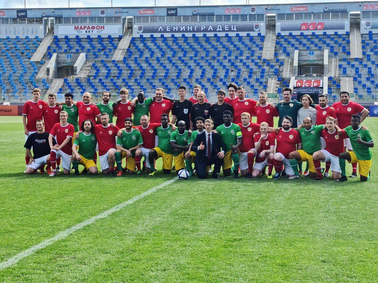 Первый в истории мирового футбола матч среди дипломатов и общественников «Россия-Африка» прошел при поддержке Сбера