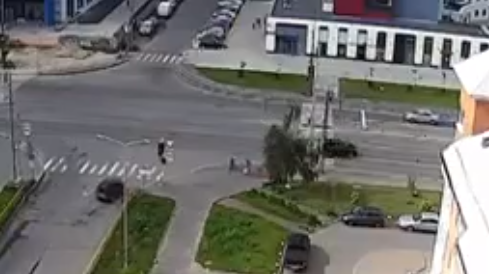 Пенсионер за рулем авто сбил пешехода в Петрозаводске (ВИДЕО)
