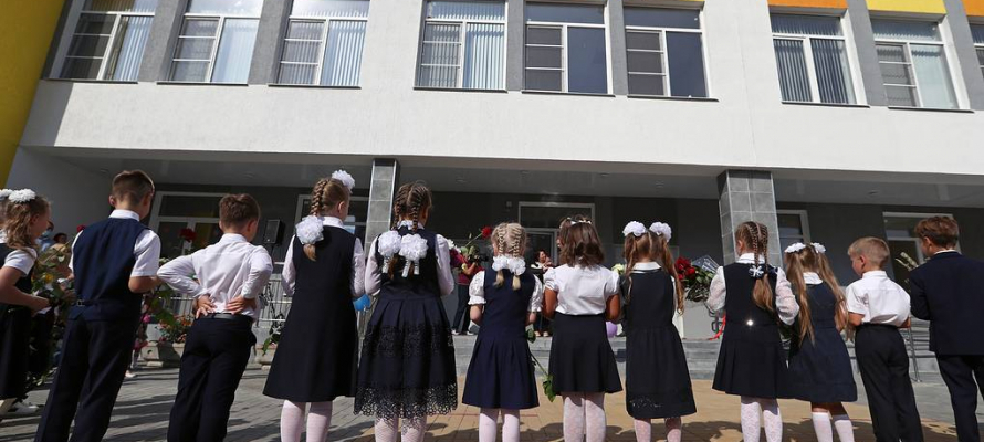 В мэрии Петрозаводска разъяснили, кто может бесплатно питаться в школах