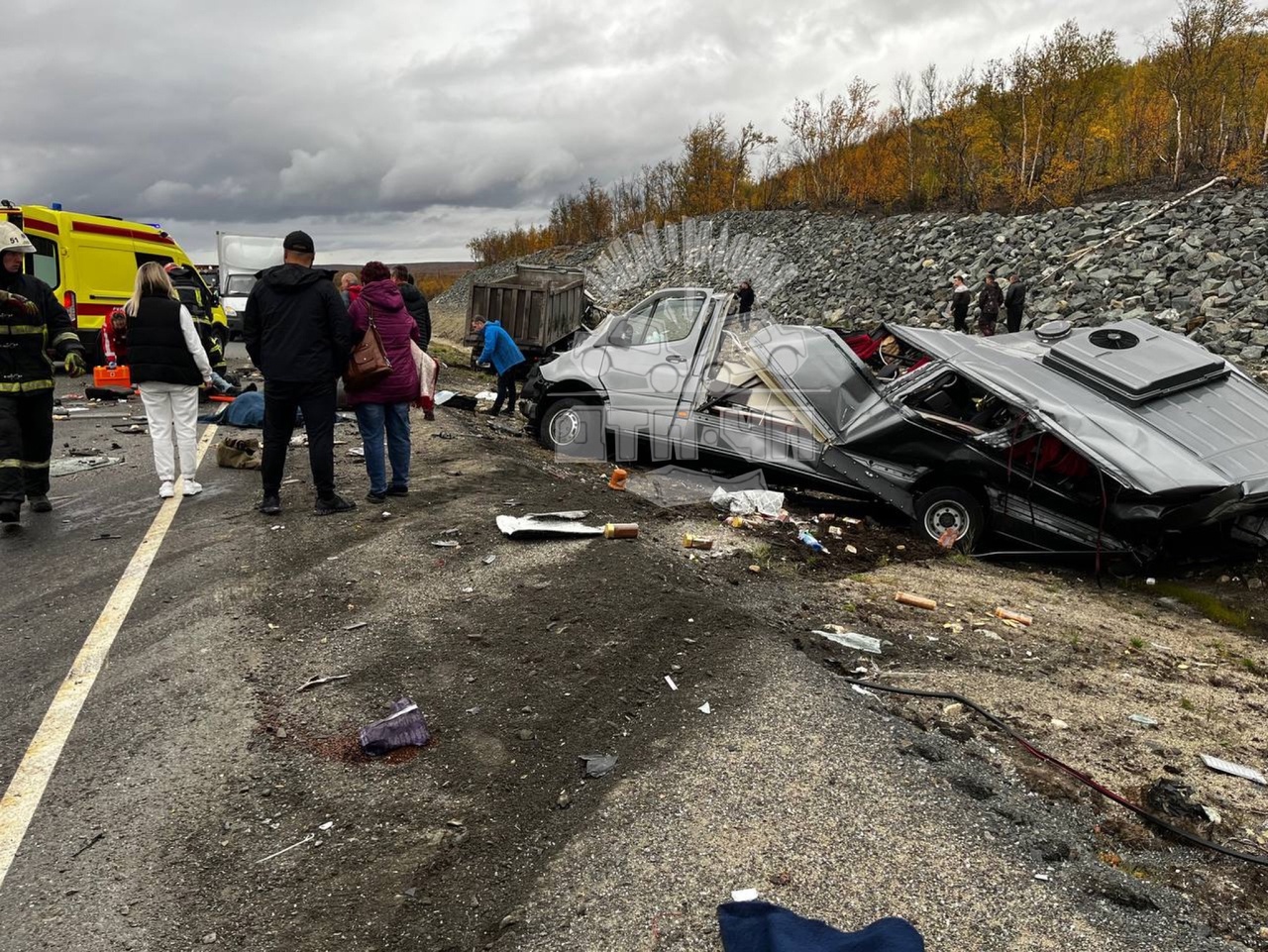 Четыре человека погибли в страшной аварии рядом с Карелией