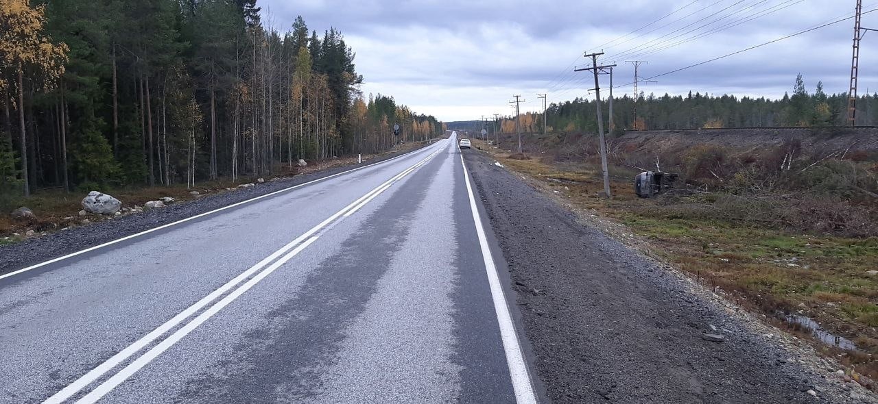 В ДТП возле границы с Финляндией пострадали трое молодых людей