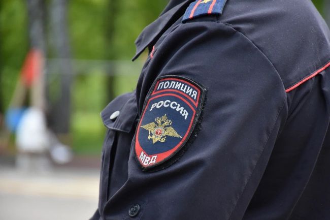 В Петрозаводске полиция разыскивает подозреваемого в побоях